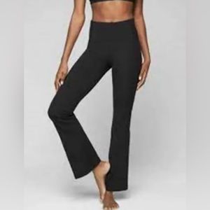 Athleta Salutation Yoga Pant Black Leggings Boot Cut size M